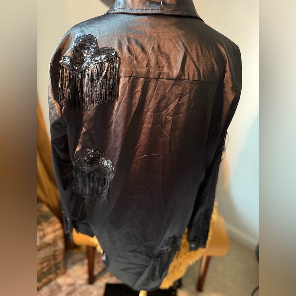 Black Embellished fringe western button up - Picture 3 of 5